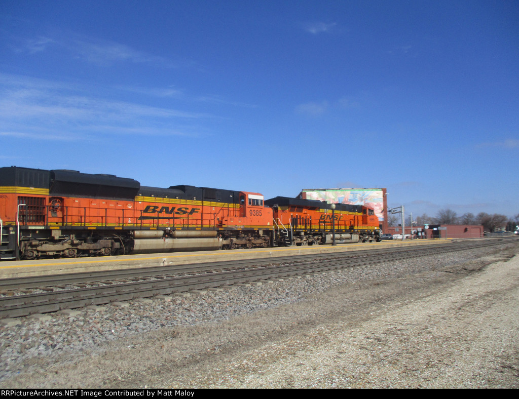 BNSF 9385